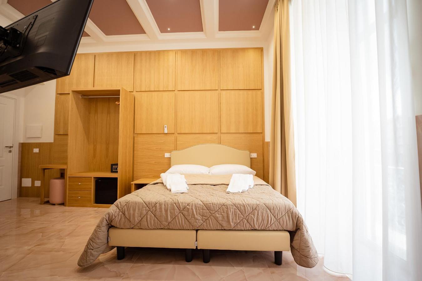 Отель Cla.Pa H. Group - Dislocated Hospitality Неаполь Экстерьер фото